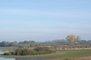 Gelderland, Hollanda 'daki oude Waal manzarası