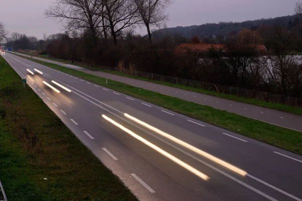 Langzeitbelichtungsfoto Einer Autobahn Den Niederlanden — Stockfoto
