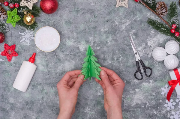 Artesanato Natal Árvore Natal Feita Papel Colorido Instruções Passo Passo — Fotografia de Stock