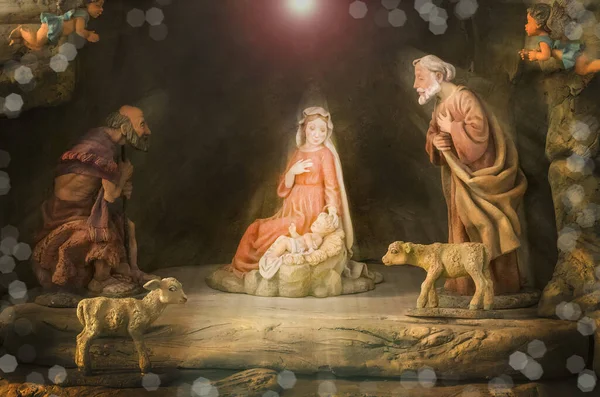 Vánoční Betlém Hliněnými Figurkami Podobě Ježíše Marie Josefa Náboženská Dovolená — Stock fotografie