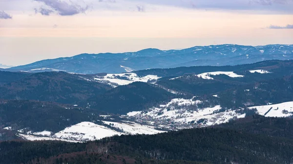 Paysage Hivernal Chaîne Montagnes Beskid Sadecki Près Krynica Zdroj Pologne — Photo