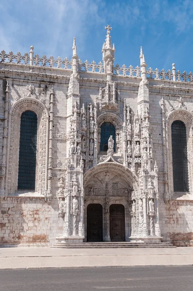Entrada principal del Monasterio de Jerónimos —  Fotos de Stock