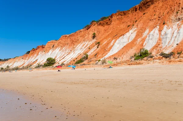 Klify w Praia da Falesia — Zdjęcie stockowe