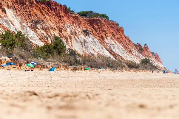 Klify w Praia da Falesia — Zdjęcie stockowe