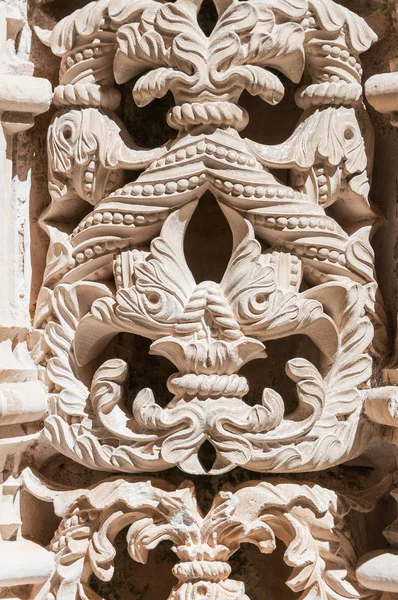 Detale architektoniczne niedokończone kaplice w klasztor w Batalha — Zdjęcie stockowe
