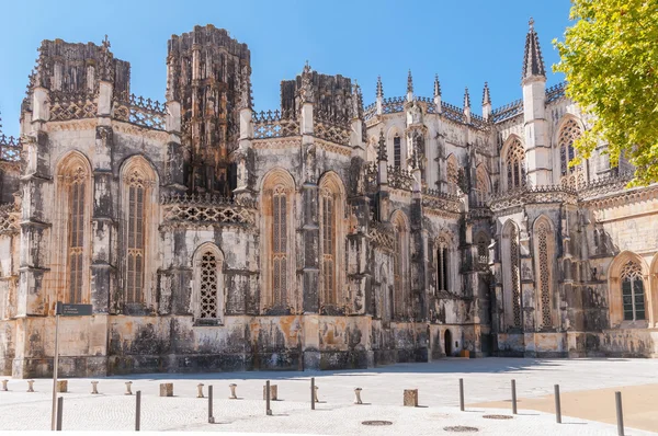 Фасад монастыря Баталья в Португалии — стоковое фото