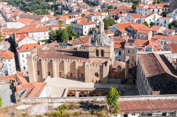 De oude kathedraal van Coimbra — Stockfoto