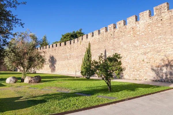 Τα τείχη της αρχαίας πόλης της Evora — Φωτογραφία Αρχείου