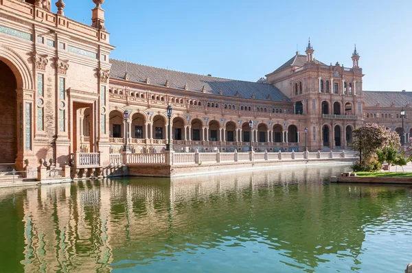 Ala sur del edificio Plaza de España — Foto de Stock