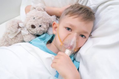 Çocuğun solunumu var, akciğer tedavisi prosedürü..