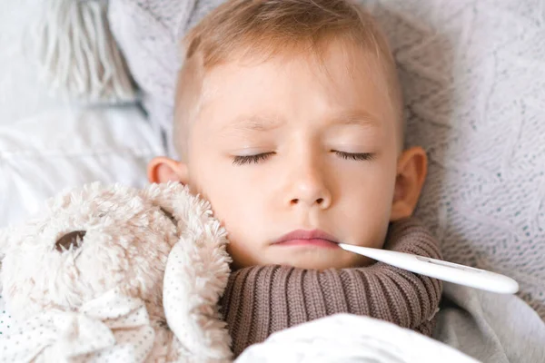 Sick Sad Boy Lies Bed Thermometer His Mouth Soft Toy — Stock Photo, Image