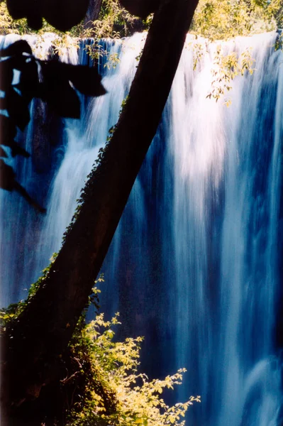 Spektakulärer Wasserfall Steinkloster — Stockfoto