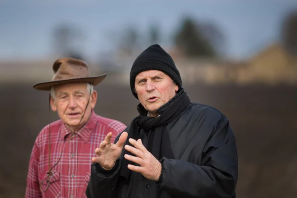 Boeren op het veld — Stockfoto