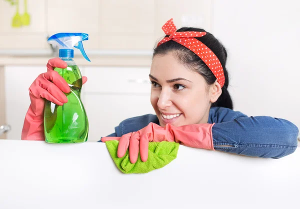 Schoonmaakster met white-board — Stockfoto