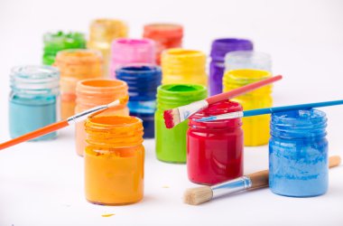 Cam Kavanoz ve fırça boya