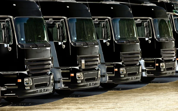 Parked trucks — Stock Photo, Image