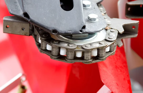 Chain detail on machinery — Stock Photo, Image