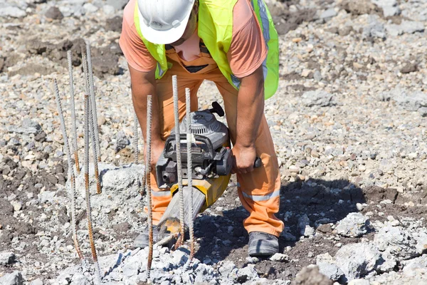 Trabajador con martillo neumático — Foto de Stock