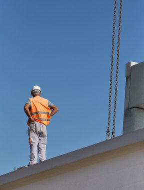 Somut donatıcı üzerinde çalışan