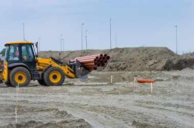 Buldozer yakaladığında borular