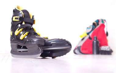 Buz pateni ve sırt çantası