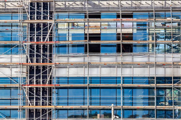 Andaimes Instalação Painéis Fachada Vidro Para Novo Fundo Edifício — Fotografia de Stock