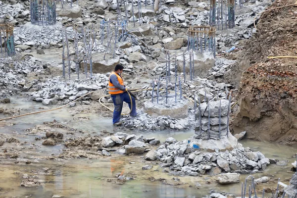 Belgrade Serbia November 2020 Worker Breaking Piles Jackhammer Construction Site — Stock Photo, Image