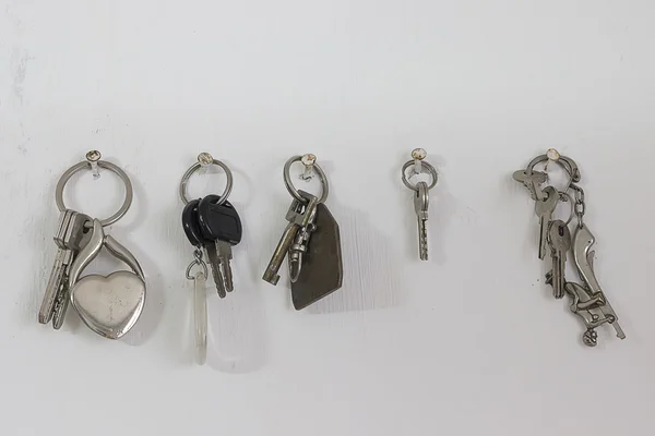 Row of keys hanging — Stock Photo, Image