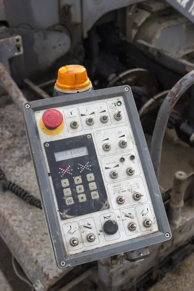 Kontrollpanelen för asfaltbeläggning maskin 2 — Stockfoto