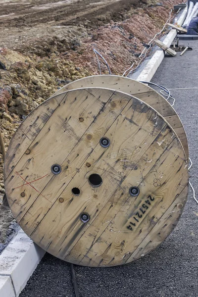 Wooden cable reel — Stock Photo, Image