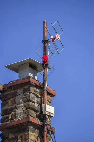 Alte analoge TV-Antennen — Stockfoto