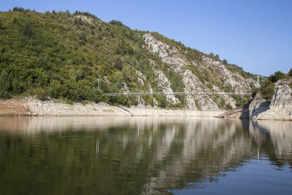 Μεταλλική κρεμαστή γέφυρα — Φωτογραφία Αρχείου