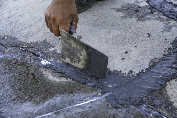 Repair concrete cracks — Stock Photo, Image