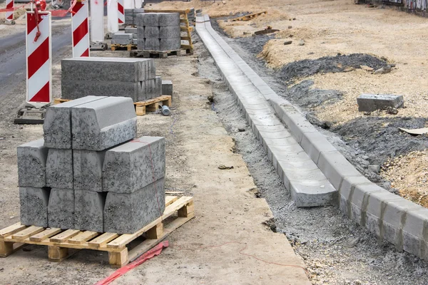 Curb and gutter installation in progress — Stock Photo, Image