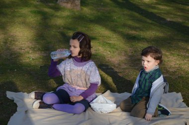 Komik bahar pikniği 8