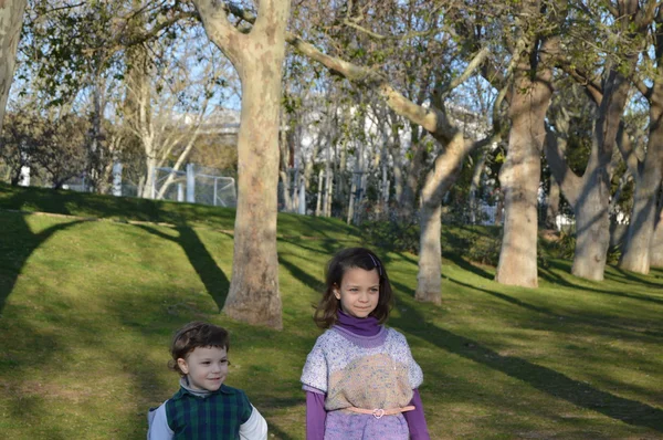 Sister and brother in the park 8 — Stock Photo, Image