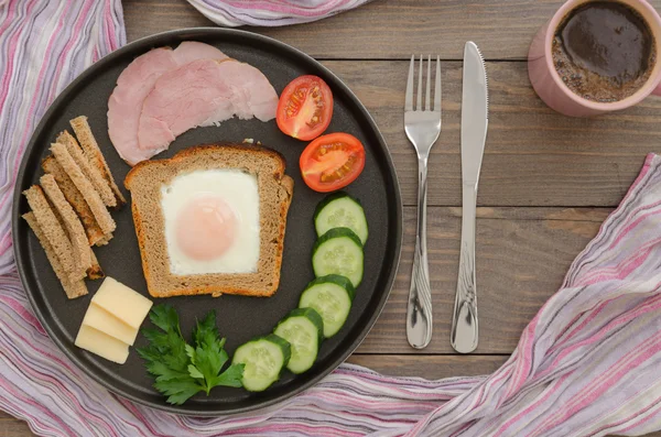 sahanda yumurta ve sebze Kahvaltı