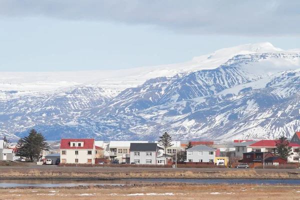 アイスランド ホフン4月 2017年4月14日 アイスランドを11日間の4 4往復の写真 4日目 ホフンからレヤルフィヨルルまで — ストック写真