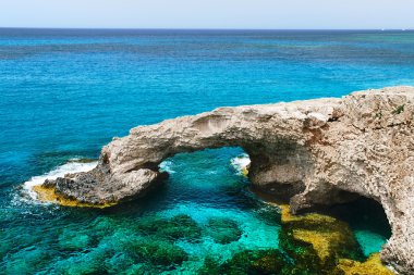 taş kemer korsan mağaraları