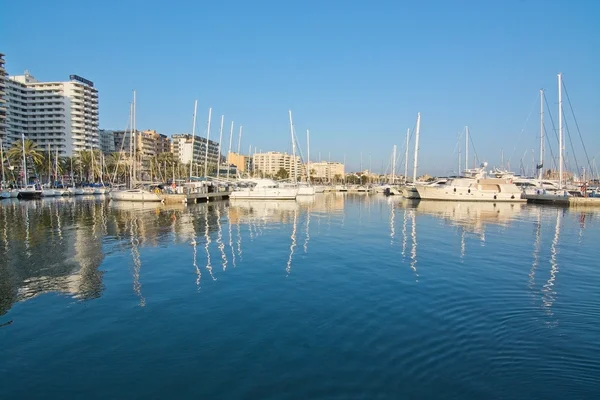 Barcos en el puerto deportivo de Portixol — Foto de Stock