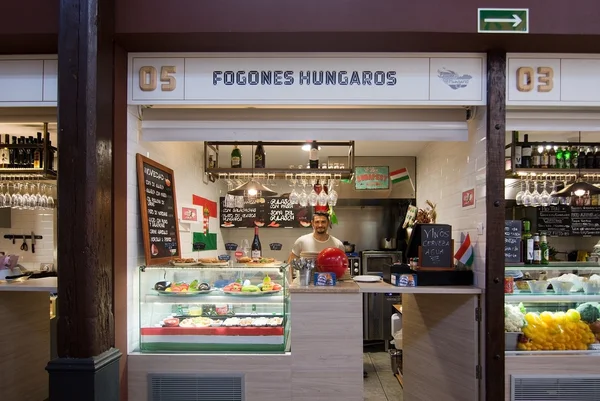 Mercado de Sant Juan interior Comida húngara — Foto de Stock