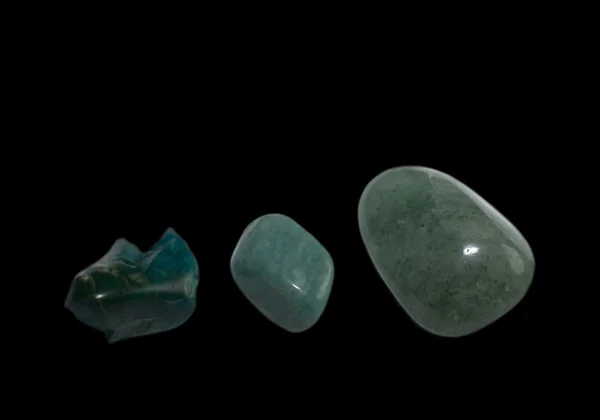 Drei grüne Steine — Stockfoto