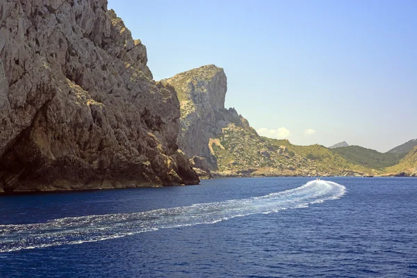 Boat track by Formentor — Stock Photo, Image