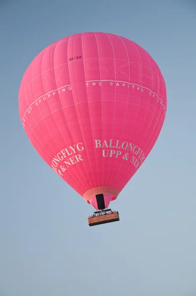 Roze luchtballon — Stockfoto