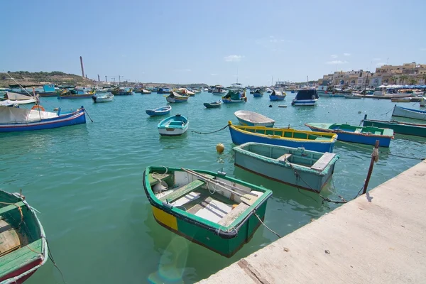 Barcos coloridos Marsaxlokk — Foto de Stock