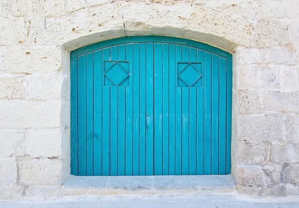 Türkiz kék fa ajtó — Stock Fotó