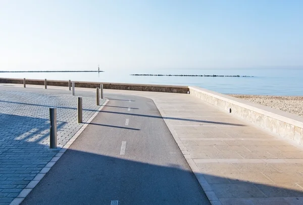 Bisiklet şeritleri boardwalk — Stok fotoğraf