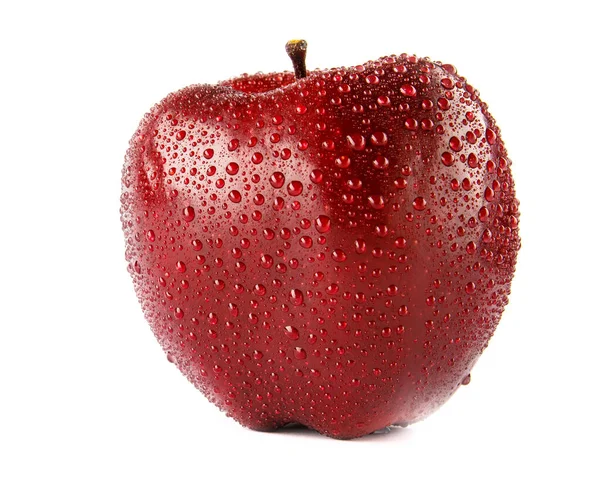 Pomme Rouge Mûre Avec Gouttes Eau Isolées Sur Fond Blanc — Photo