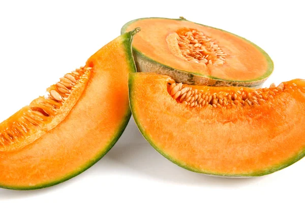 Hälften Kantaloupen Melon Och Bit Melon Isolerade Vit Bakgrund — Stockfoto