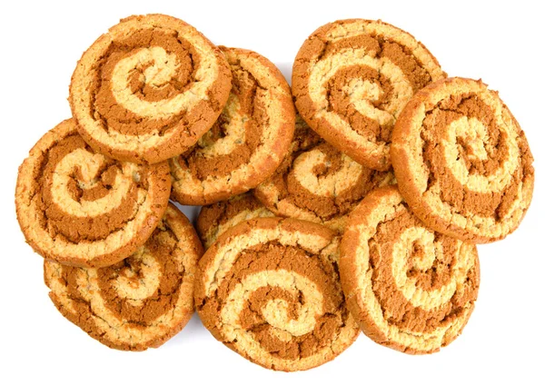 Birçok kurabiye beyaz arka planda izole edilir. Güzel kurabiyeler.